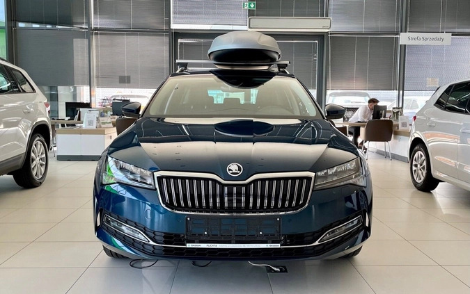 Skoda Superb cena 173490 przebieg: 4, rok produkcji 2024 z Pajęczno małe 79